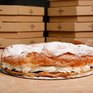 Ensaïmada de xocolata i nata
